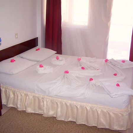 Villa Fortin Pension Kusadasi Luaran gambar