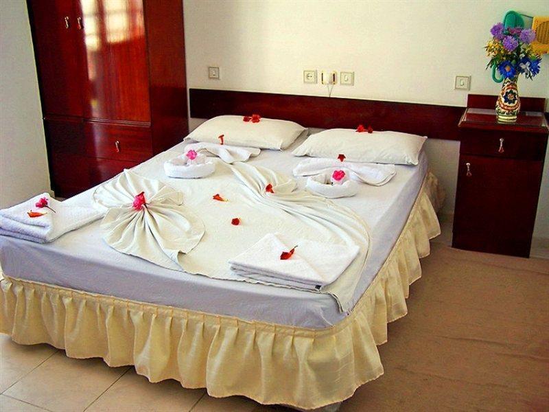 Villa Fortin Pension Kusadasi Luaran gambar